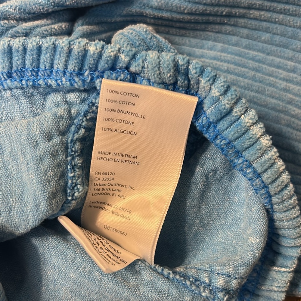 BDG Carissa Corduroy Cropped Jacket Blue Button Closure Size XS 100% Cotton - Picture 11 of 11